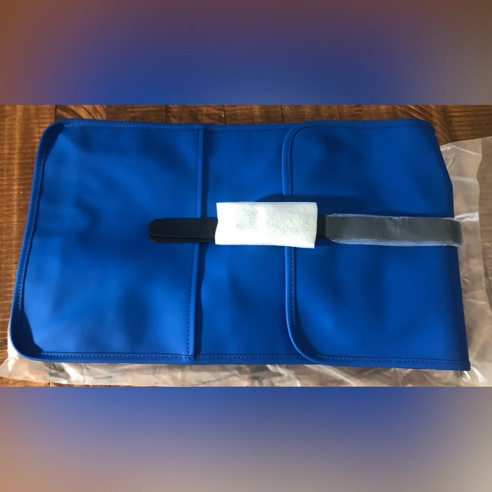 NWT Rains Backpack in Waves Blue
